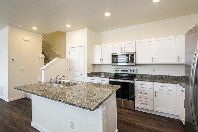 Building Photo - Bright Living in Thornton