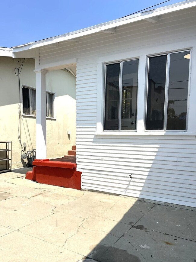 Building Photo - 469