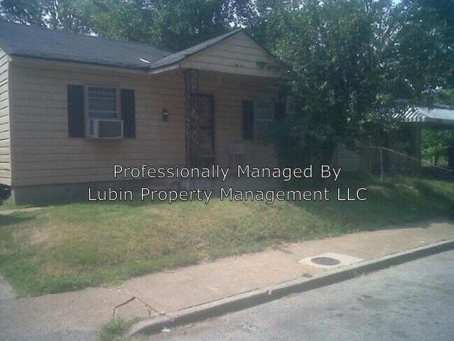 Primary Photo - 1219 Marechalneil St