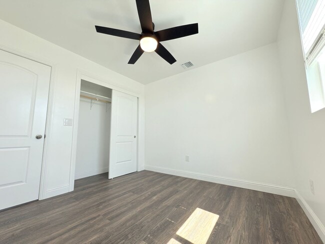 Building Photo - Brand-New 2-Bedroom ADU in Arleta – Be the...