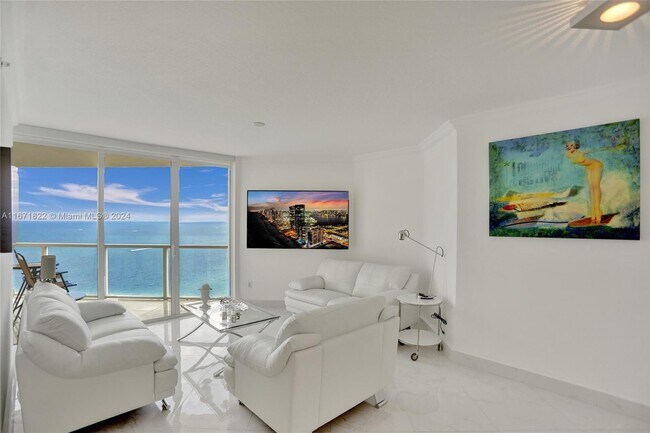 Building Photo - 16699 Collins Ave