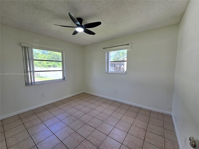 Building Photo - 3530 S 55th Ave