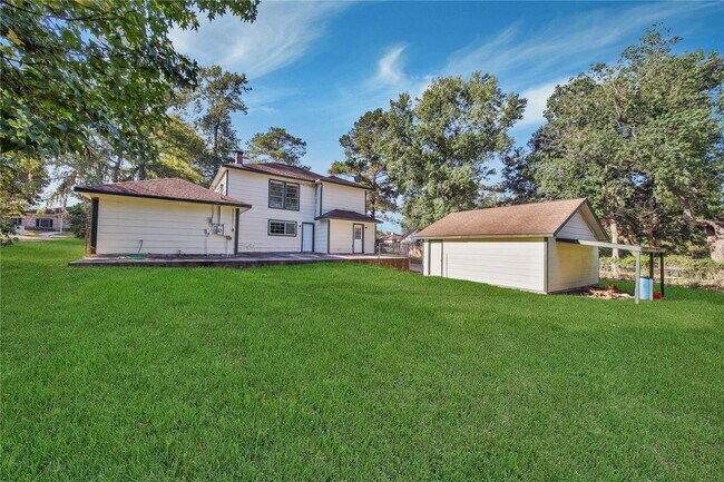 Building Photo - 10071 Woodhollow Dr