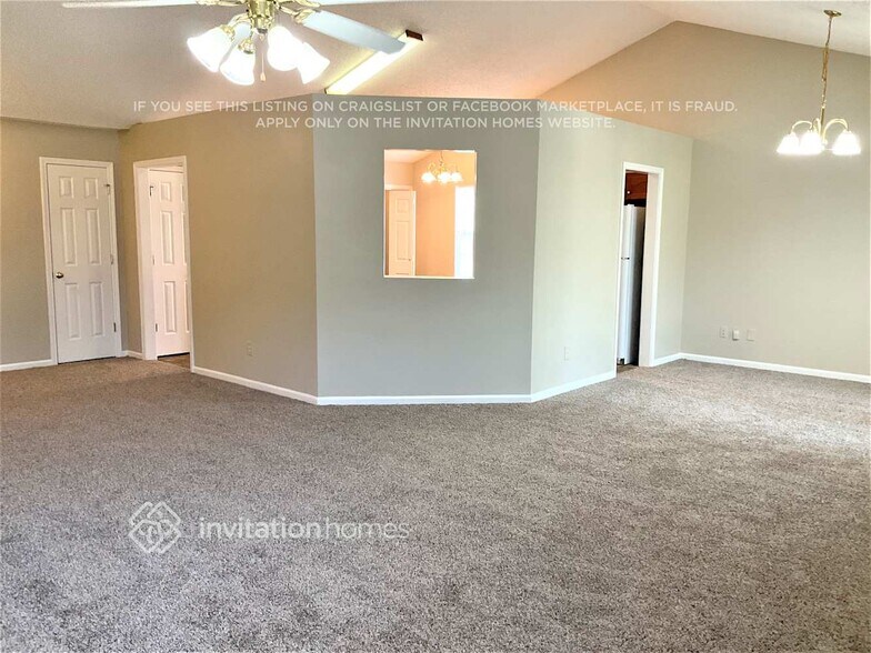Building Photo - 3924 Chatterleigh Dr