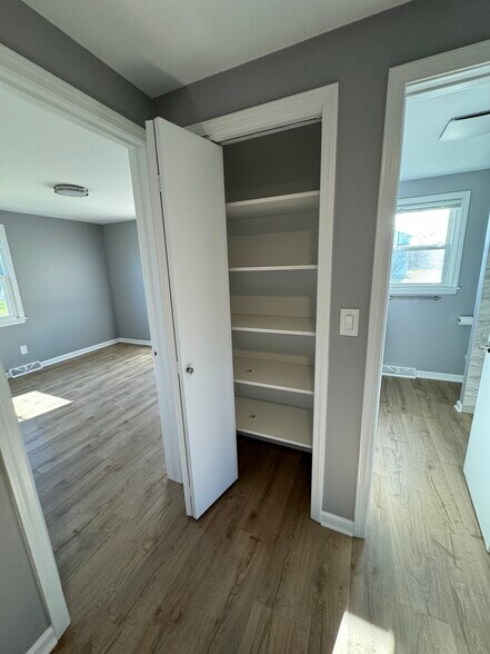 Building Photo - 5832 Fisk Rd