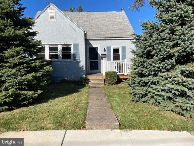 Building Photo - 207 S Wayne Ave