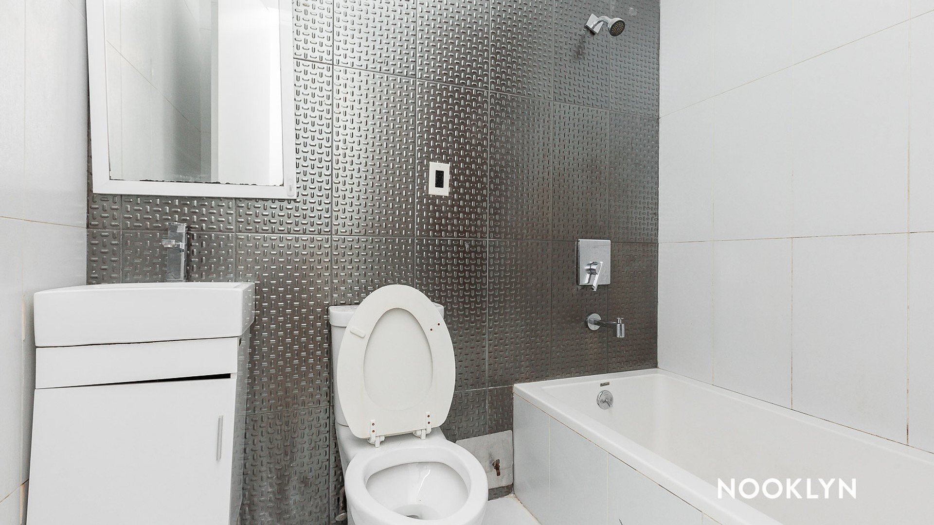 Building Photo - 1154 Gates Ave