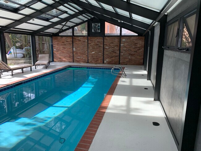 Building Photo - 4214 50th St NW