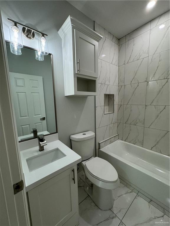 Building Photo - 3507 S Dominique Dr