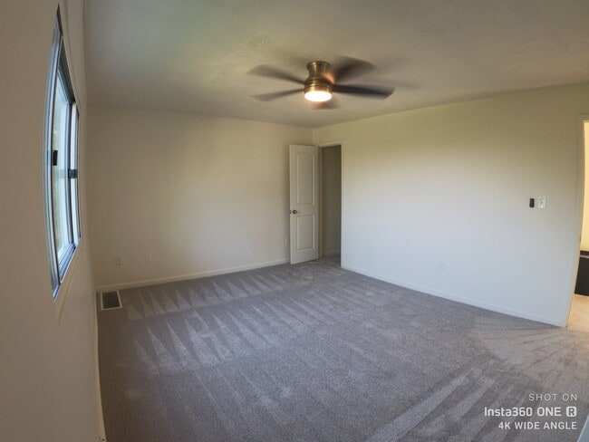 Bedroom 2 - 3137 Josephine St