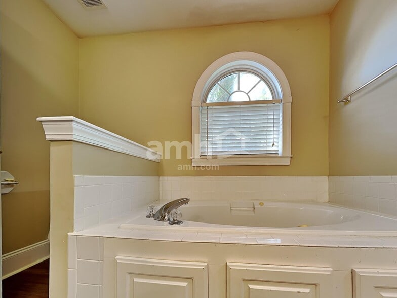 Building Photo - 6504 Professor St