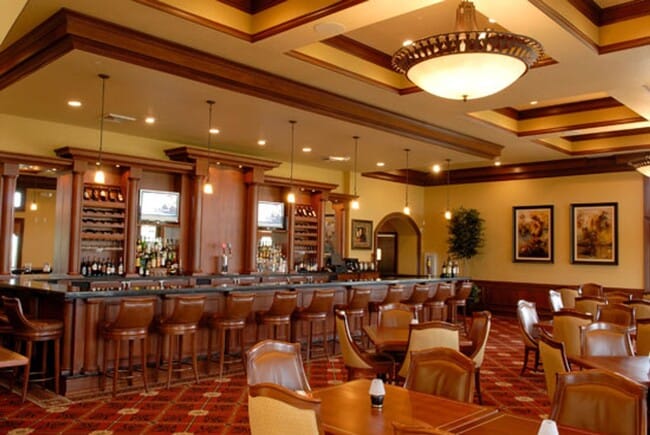 Building Photo - Brentwood Townhome with Social Membership