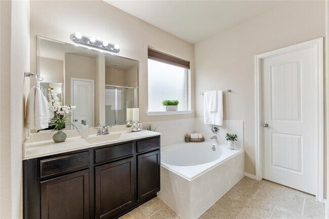 Building Photo - 19027 W Windhaven Terrace Trail