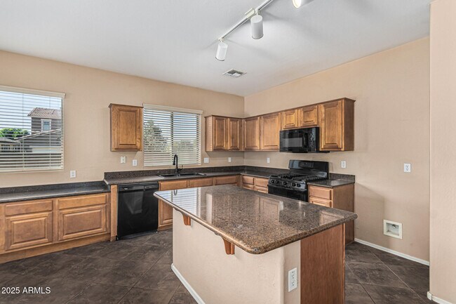 Building Photo - 45401 Balboa Dr