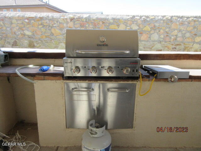 Building Photo - 1071 Iron Hill Ave