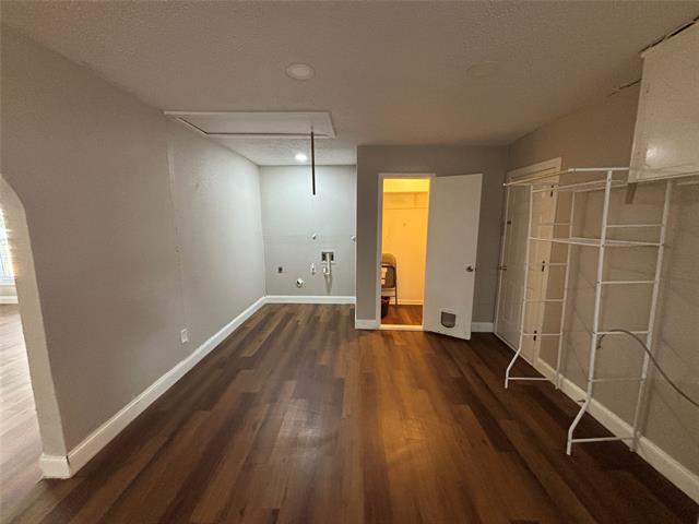 Building Photo - 7406 Llano Ave