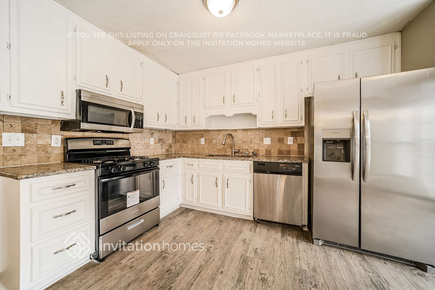 Building Photo - 6572 Oakwood Dr