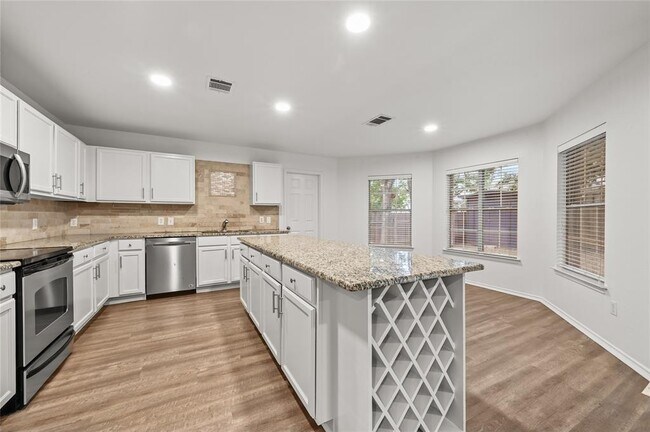 Building Photo - 2217 Riker Ridge Trail