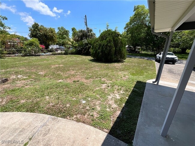 Building Photo - 169 Riverview Rd