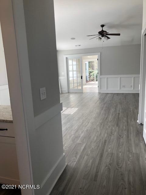Building Photo - 825 Royal Bonnet Ct