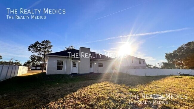 Building Photo - 3297 Tallwood Dr