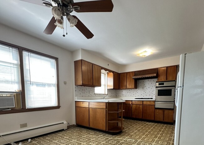 Building Photo - 7345 W Higgins Ave