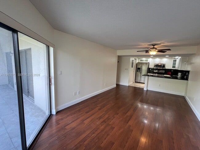 Building Photo - 8810 SW 132nd Pl