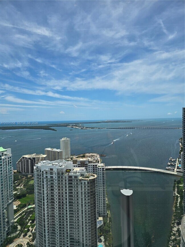 Building Photo - 300 Biscayne Blvd Way