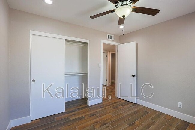 Building Photo - 1259 W Kiva Ave