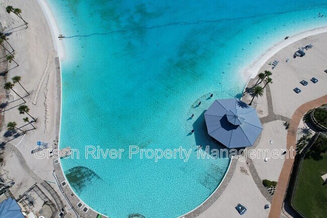 Building Photo - 375 Boracay Cir