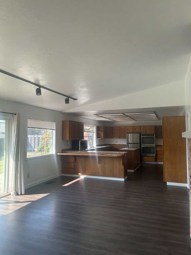 Building Photo - 2774 Jessica Cir