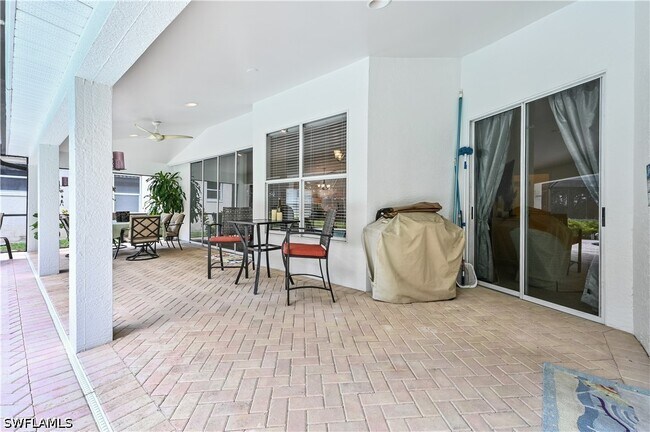 Building Photo - 6453 Autumn Woods Blvd