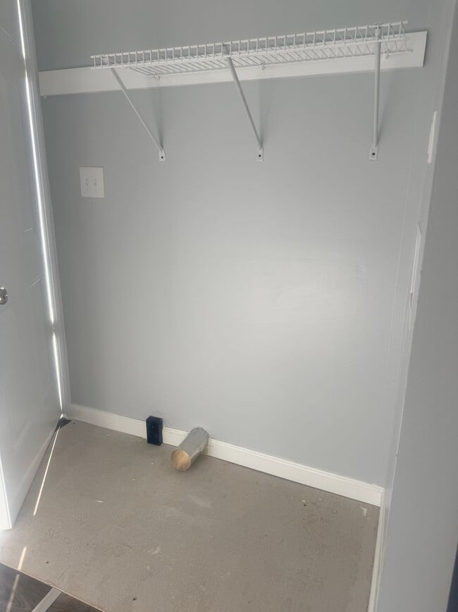 Building Photo - Cypress Break Mobile Home Rental Available Now