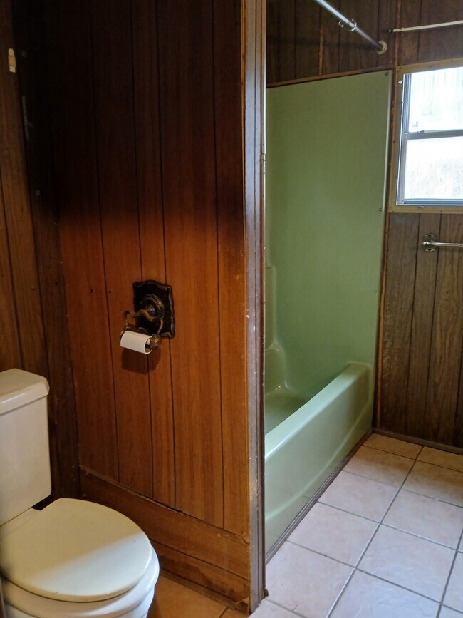 Building Photo - 2800 Miner St