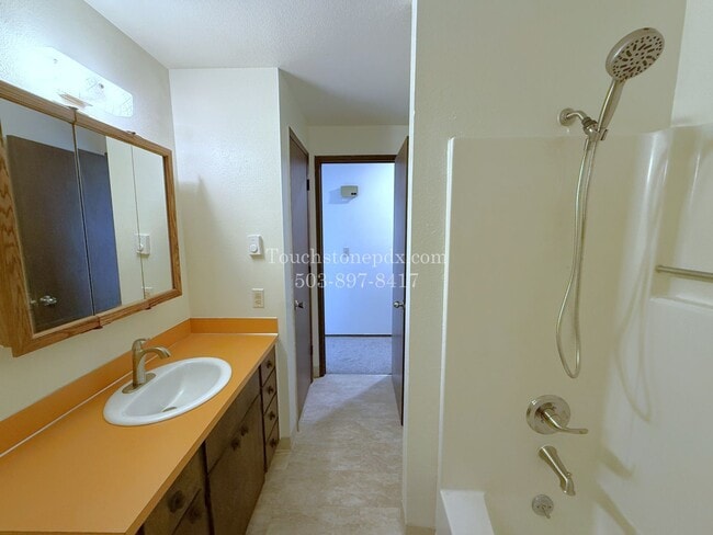 Building Photo - MFP-00108