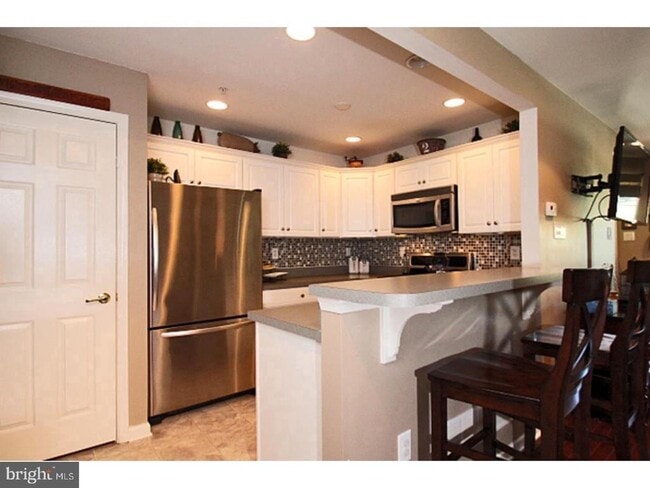 Building Photo - 278 Flagstone Rd