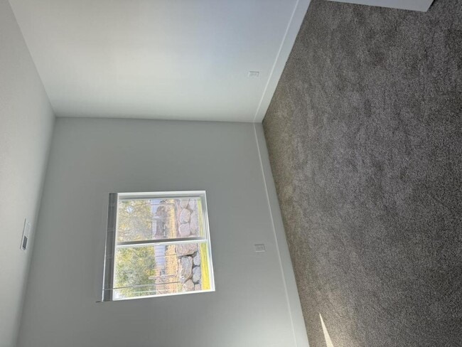 Building Photo - 2074 3125 W