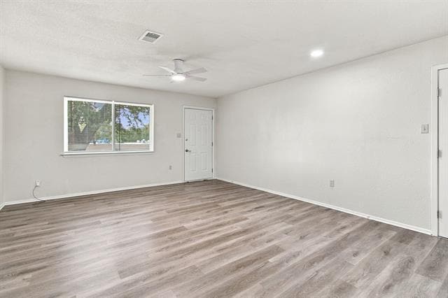 Building Photo - 1819 Pelican Oval W