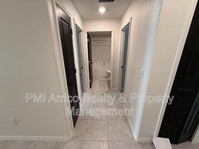 Building Photo - 14906 Imperial Purple Ln
