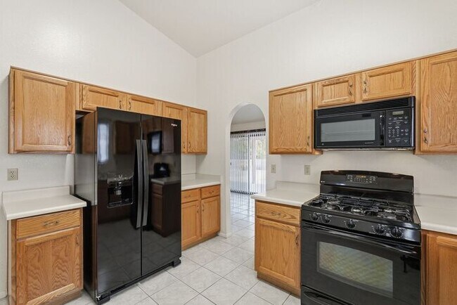 Building Photo - 8063 S New Abbey Dr