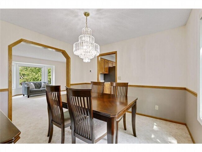 Building Photo - 3317 Oxford Alcove
