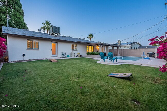 Building Photo - 8263 E Cypress St