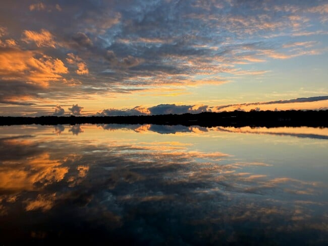 Building Photo - 5212 Bloomington Ave