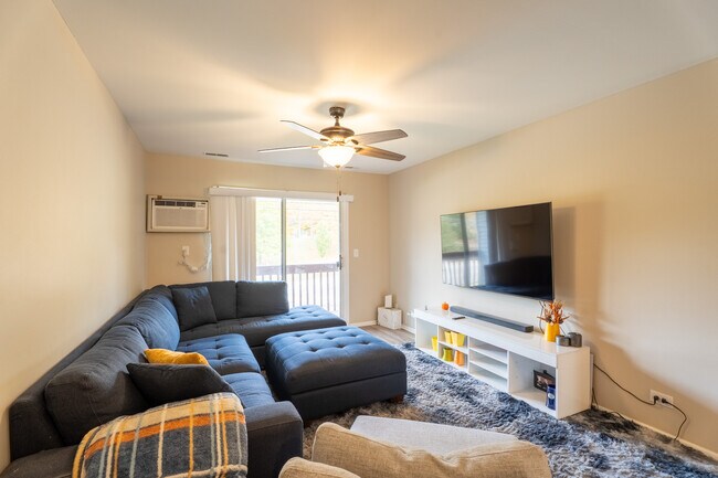 Building Photo - 774 Terrace Ct