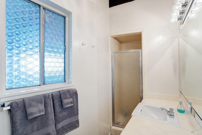 Building Photo - 80 Monte Cimas Ave