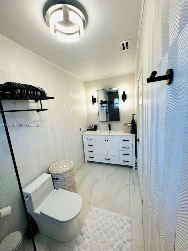 Building Photo - 5239 SW 153rd Ave