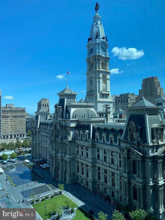 Building Photo - 1414 S Penn Square