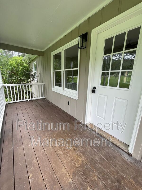 Building Photo - 35 Pecks Creek Ct