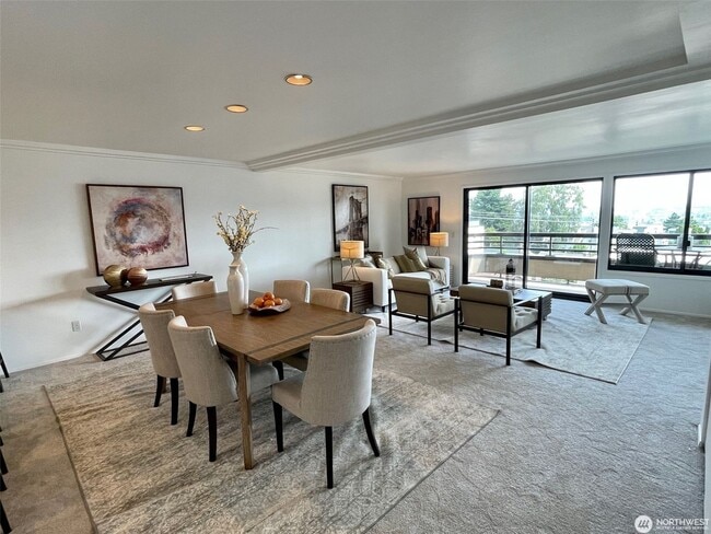 Building Photo - 2Bd/2Ba Seattle Condo