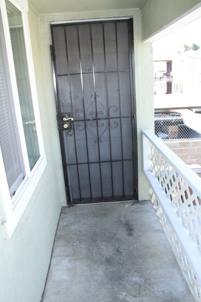 Building Photo - *MOVE IN SPECIAL-HALF OFF!* - Upstairs 1 Bedroom, 1 Bathroom Unit in Antioch with Yard and Storag...